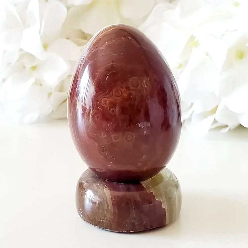 Pakistan Onyx Egg Stone with Vase - 4" Tall - Picture 3 of 12